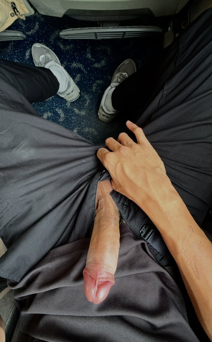 搭車搭到一半不小心就…🥵