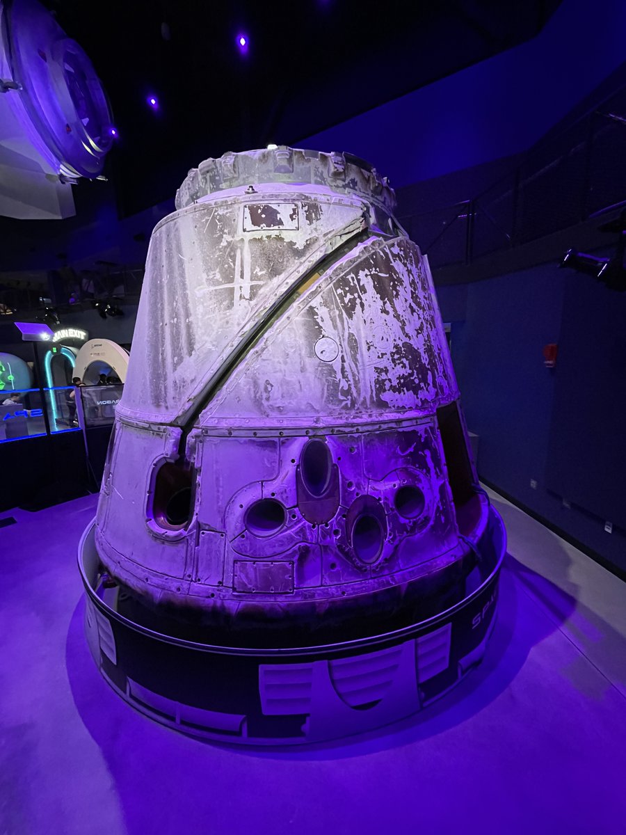 ExploreSpaceKSC's tweet photo. Two words: Flight Flown. There's a lot more to discover at #KennedySpaceCenter Visitor Complex, from flight flown spacecraft, to meeting an astronaut every day! #DiscoverSomethingReal in 2025! https://t.co/dQxN0WHuTX