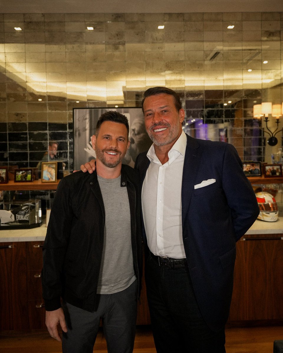 RubinReportShow's tweet photo. Can’t think of a better way to start 2025!

The full interview with @TonyRobbins is out now across platforms. @RubinReport https://t.co/difmB5VcTt