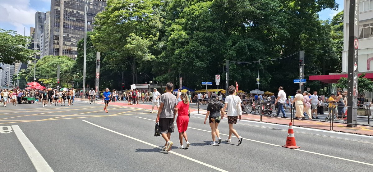 Primeiro domingo de 2025 aqui na Avenida Paulista...