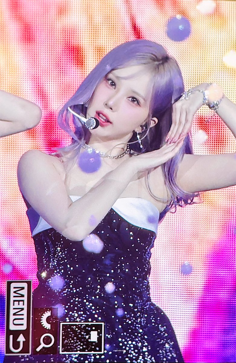 winterdreams's tweet photo. 250105 GDA #은하 #EUNHA #GFRIEND #여자친구 https://t.co/brXC6vWK1q