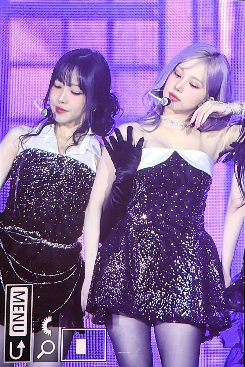 250105 GDA #은하 #EUNHA #GFRIEND #여자친구