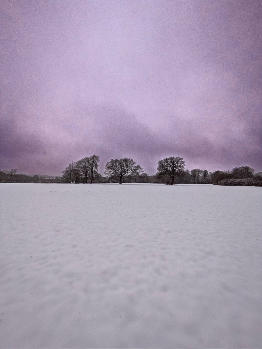 Evening <a href="/runningpunks/">Running Punks</a> A snowy one for today's #vrc 🙂