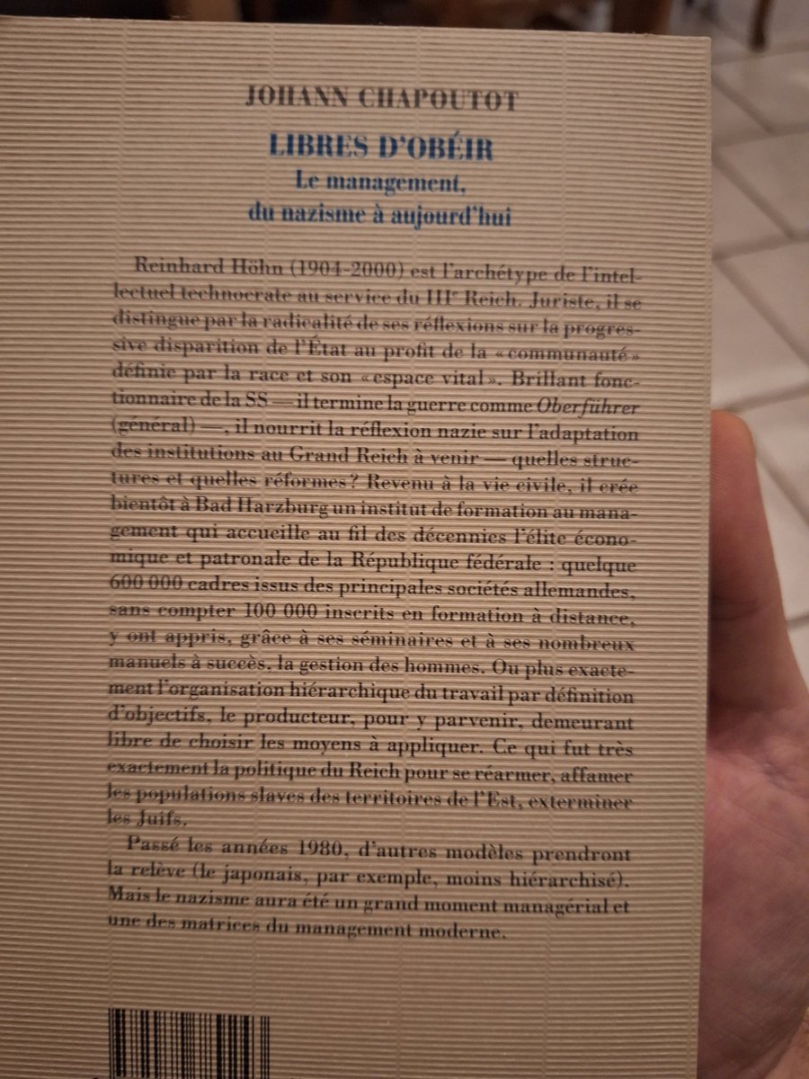 EtienneUn's tweet image. Première lecture entamée pour 2025.
#lectureaddict #lecture #villefranchesursaone #beaujolais