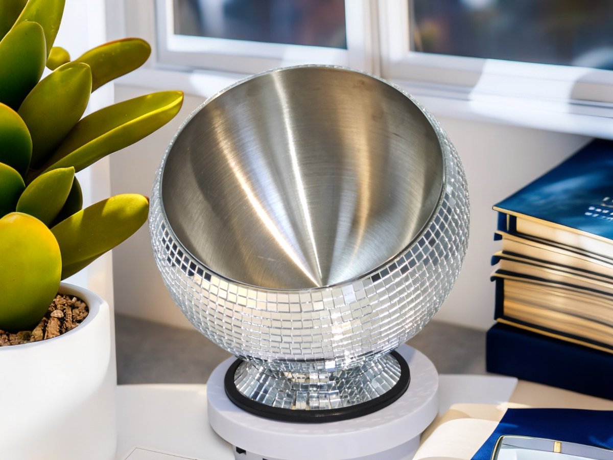 discomfg's tweet image. Upgrade your parties with our Stainless Steel Multifunctional Disco Ashtray/Trash Can/Ice Bowl! 🪩Stylish, versatile, and perfect for you🌟

Shop now: mfgdisco.com | Amazon: amazon.com/stores/MFGDISC…
#DiscoAshtray #MFGDISCO #PartyDecor #MultifunctionalStyle #EventVibes