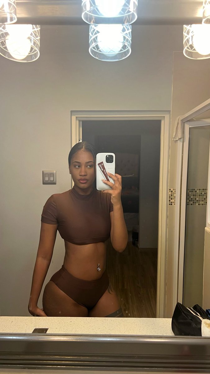 rockytsunami's tweet photo. 🧜🏽‍♀️ https://t.co/6LnnUymeO1