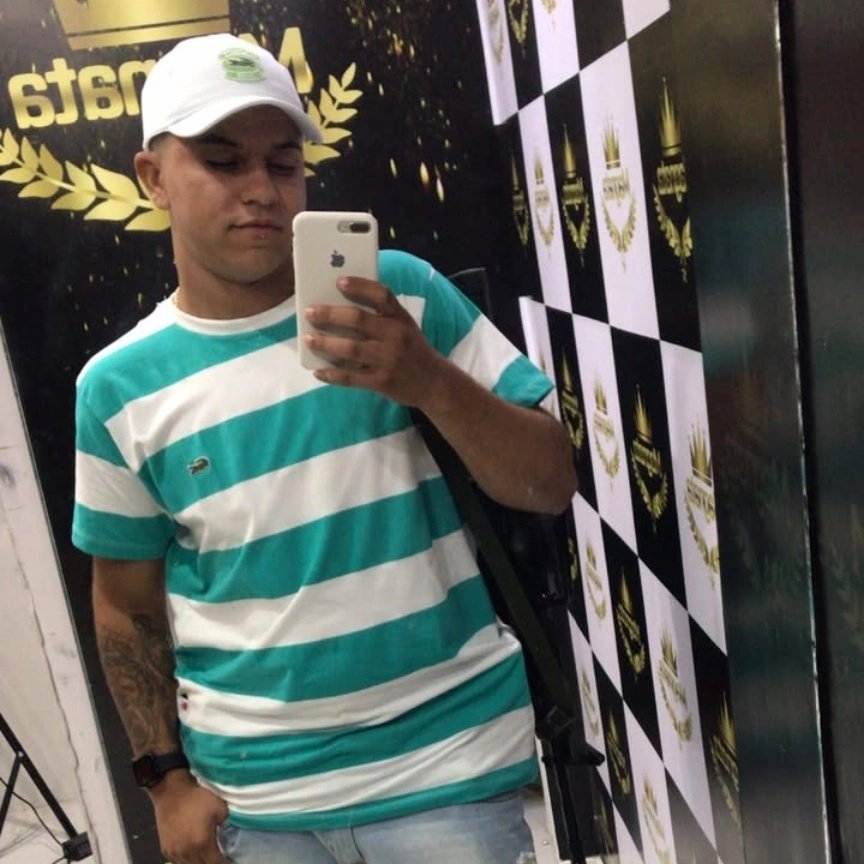 Vitor00334347's tweet photo. #NewProfilePic https://t.co/pFQEaVj5VW