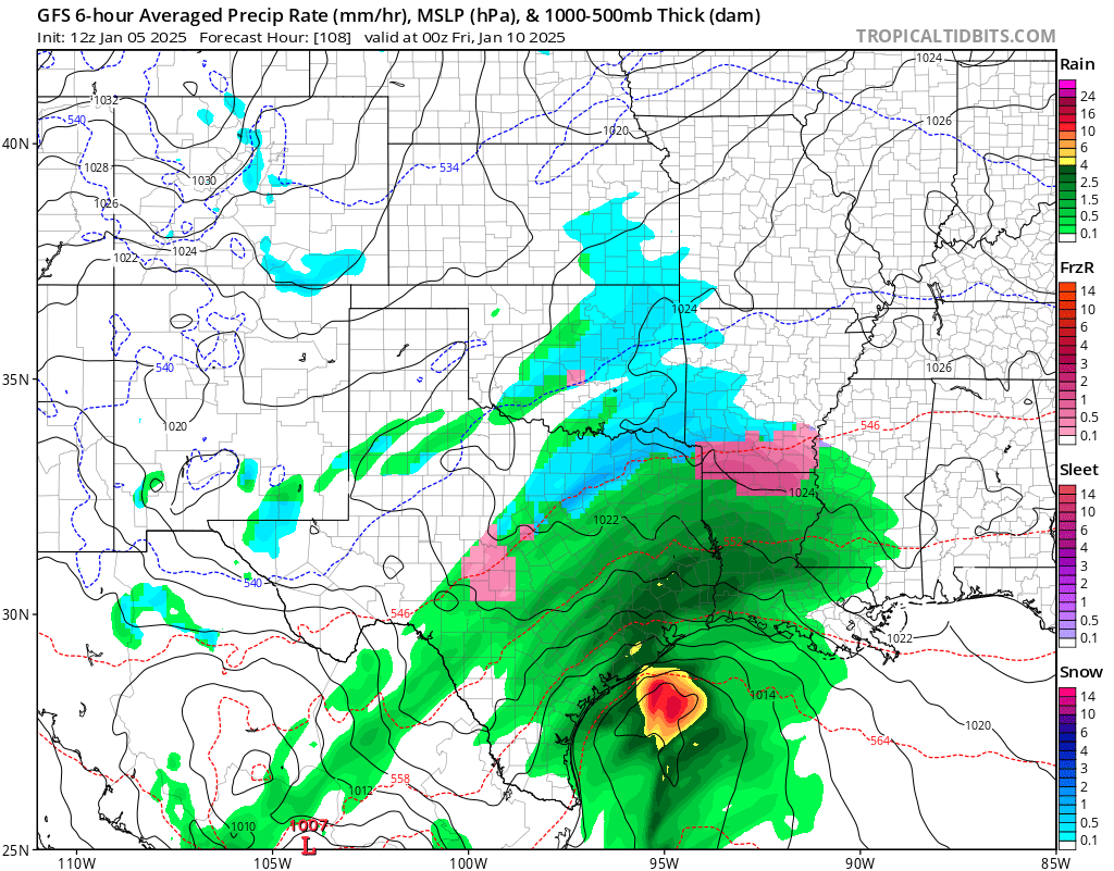 flimpct's tweet photo. We can slowly begin to introduce the next #system that will likely bring #wintery weather for #Texas, #Louisiana, & #Arkansas.
The image below is for this coming #Thursday, 1/09 @ 7:00pm as another piece of #Pacific energy slides southeast within the #PolarJet. The #shortwave attemps to #phase w/ a piece of energy leftover from the #frontal boundary that are bringing the colder #temperatures to much of the east.
Still some minor details to work out, but if I were living within this #region, I'd begin to keep a close eye on #position and #strength of potention system over the next 4 days.
I'm sure local #meteorologists are already talking about it, but we are now within a reasonable time frame to take this #seriously.
#WxUpdate
#CentralUSWX
📡✝️❄️