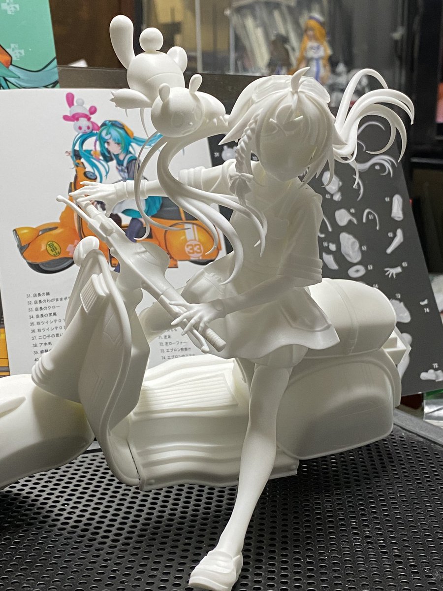 ガレージキットは白いまんまも趣ある