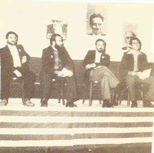 JosepGuia's tweet photo. En un míting a Calella, el 2/4/1977, hi participàvem Ricard Lobo, jo i dos altres intervinents, dels qui no record els noms. Si algú els sap, agrairé que m'ho digui.
S’ha mort Ricard Lobo, ex-monjo de Montserrat i primer director del DOGC de la democràcia https://t.co/gxFQOSPGWq https://t.co/tVTMgQ9I7L