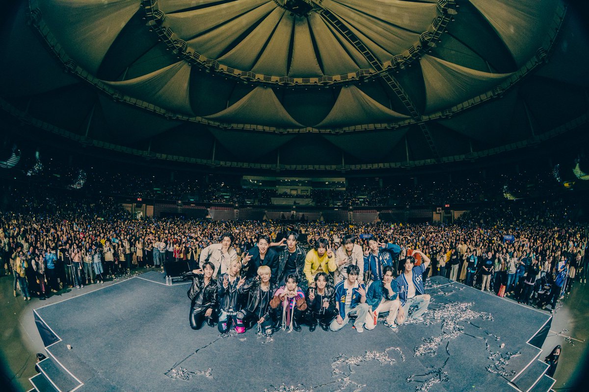 NFlyingofficial's tweet photo. [📸] 1st FNC BAND KINGDOM in TAOYUAN

#NFlying #엔플라잉 #FNCBANDKINGDOM https://t.co/kFuiJG1VBo