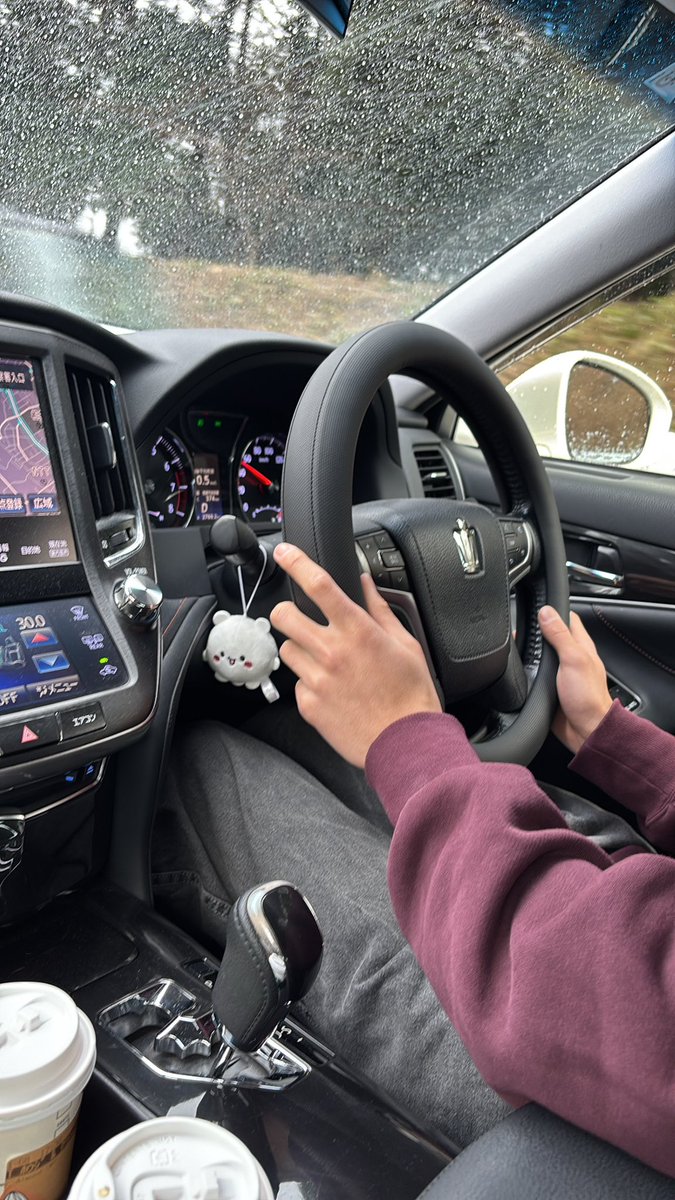 choncoco_'s tweet photo. なんだかんだいつも運転してもらってる😂 https://t.co/533zIyxVQx