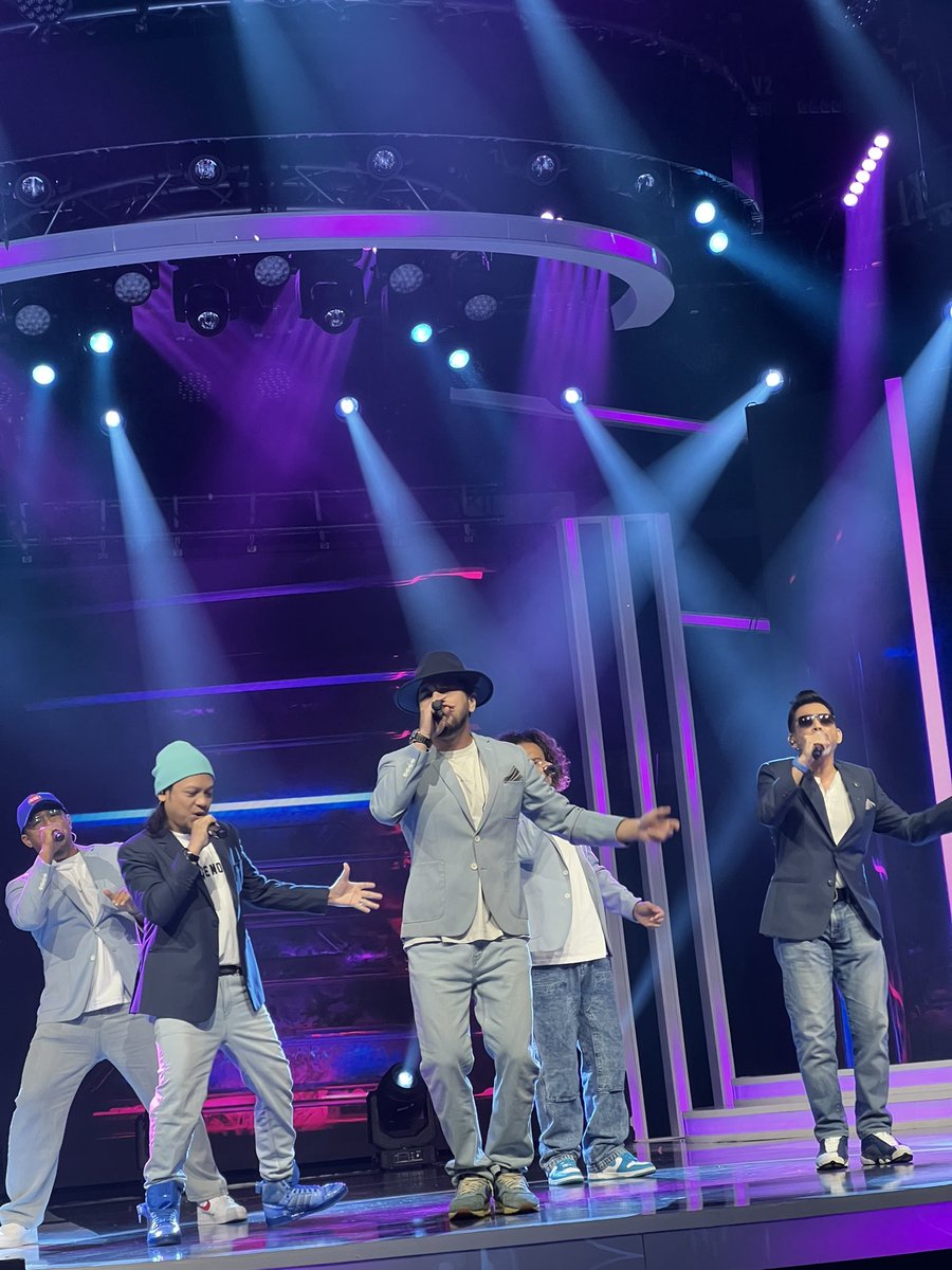 tv3malaysia's tweet photo. amacam opening by RUFFEDGE tadi? lagu mana yang you guyss Rasa Paling Indah?
#RUFFLUV #TeamRuffedge #CSOIAMTV3 #OIAM https://t.co/hOg7wVLKGC
