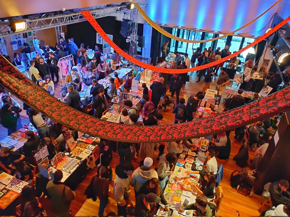 Drawfolio tweet media