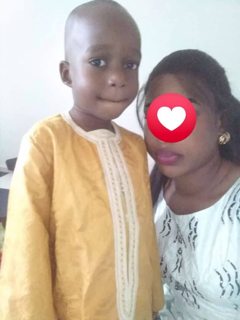 IbraFallAbsa1's tweet photo. Le 21 février 2019, aux alentours de 19h-20h, un jeune garçon, Serigne Mourtalla Mbacké, disparaissait. Depuis ce jour, aucune nouvelle. Cela fait maintenant presque 6 ans. Cette histoire, c’est celle d’une famille brisée, d’une mère qui vit dans une douleur indescriptible.

1/6⬇️