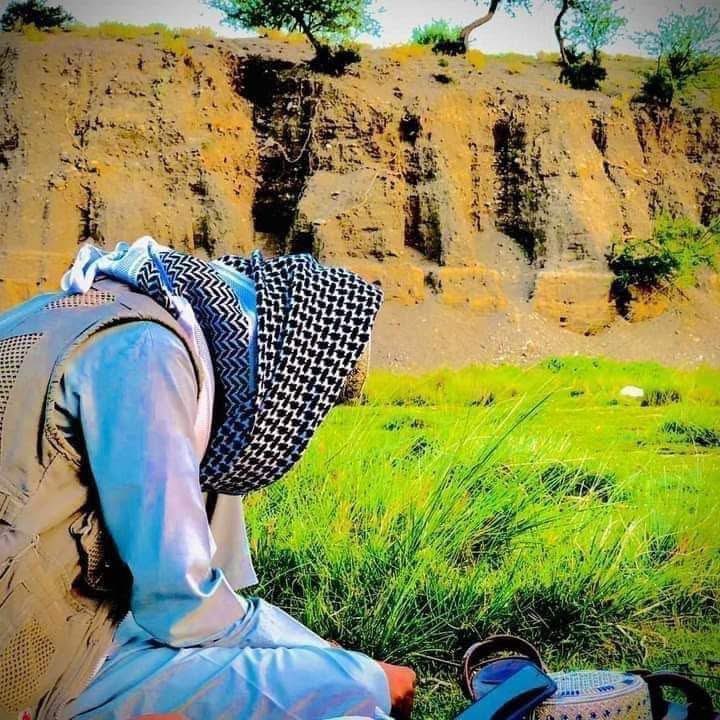 پهٔ ژؤندون دیو بل قدر وکړي عزت یی وکړي،یو بل ته وخت ورکړي،مینهٔ ورکړي ، ارزښت ورکړي ،د یو بل زړونهٔ خوشحالهٔ کړي ،
د یوبل پهٔ غم او پهٔ خوشحالۍ کي ځانونهٔ شریک کړي ،یو بل ته لهٔ نیزدي
۱/۲