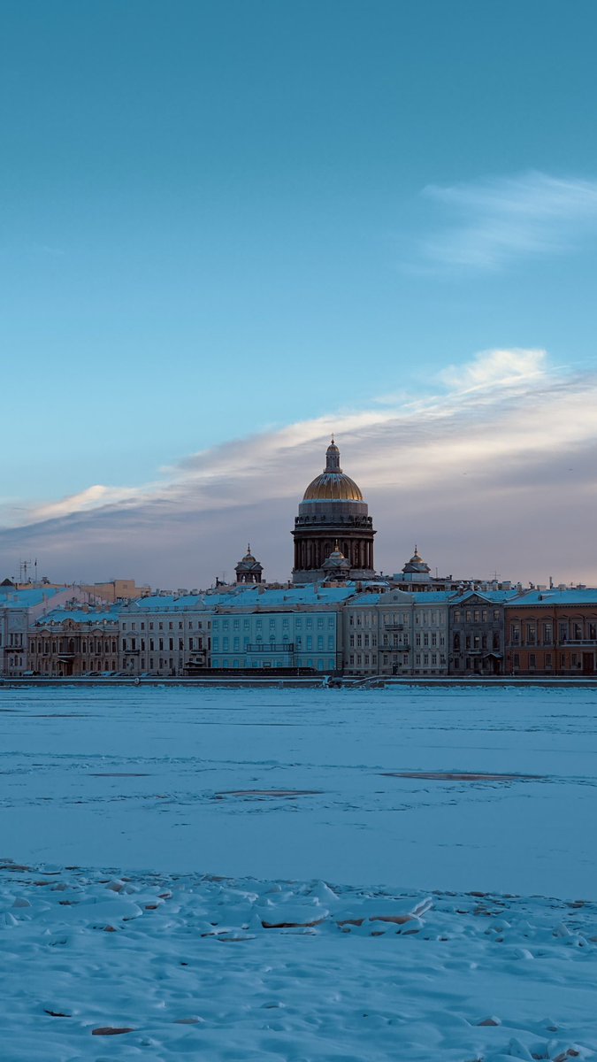 bene_est_'s tweet photo. как так получается, что Петербург настолько нереалистично красивый

Каждый раз думаю, что мне очень повезло так любить место, где я живу https://t.co/QgL2LG7rmT