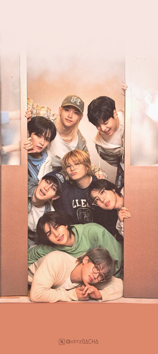 editzRACHA's tweet photo. Stray Kids JAPAN SEASON’S GREETINGS
Wallpaper / Lockscreen

#StrayKids #スキズ #스트레이키즈
#YourHero
#StrayKidsmuseum
#YouMakeStrayKidsStay #BangChan #방찬 #LeeKnow #리노 #Changbin #창빈 #Hyunjin #현진 #Han #한 #Felix #필릭스 #Seungmin #승민 #I_N #아이엔 https://t.co/Sm1KaCsJne