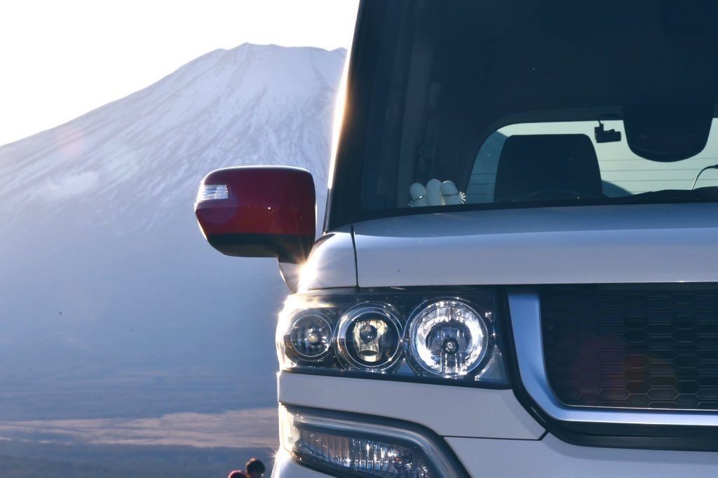 LifeDIVAjb5's tweet image. 連休最終日に富士山で車活🚗📷
やっぱり富士山は凄い🗻✨何回行っても感動する✨
明日から仕事頑張ろーっと🙌

#NBOX
#ModuloX
#Modulo30th
#富士山　#山中湖