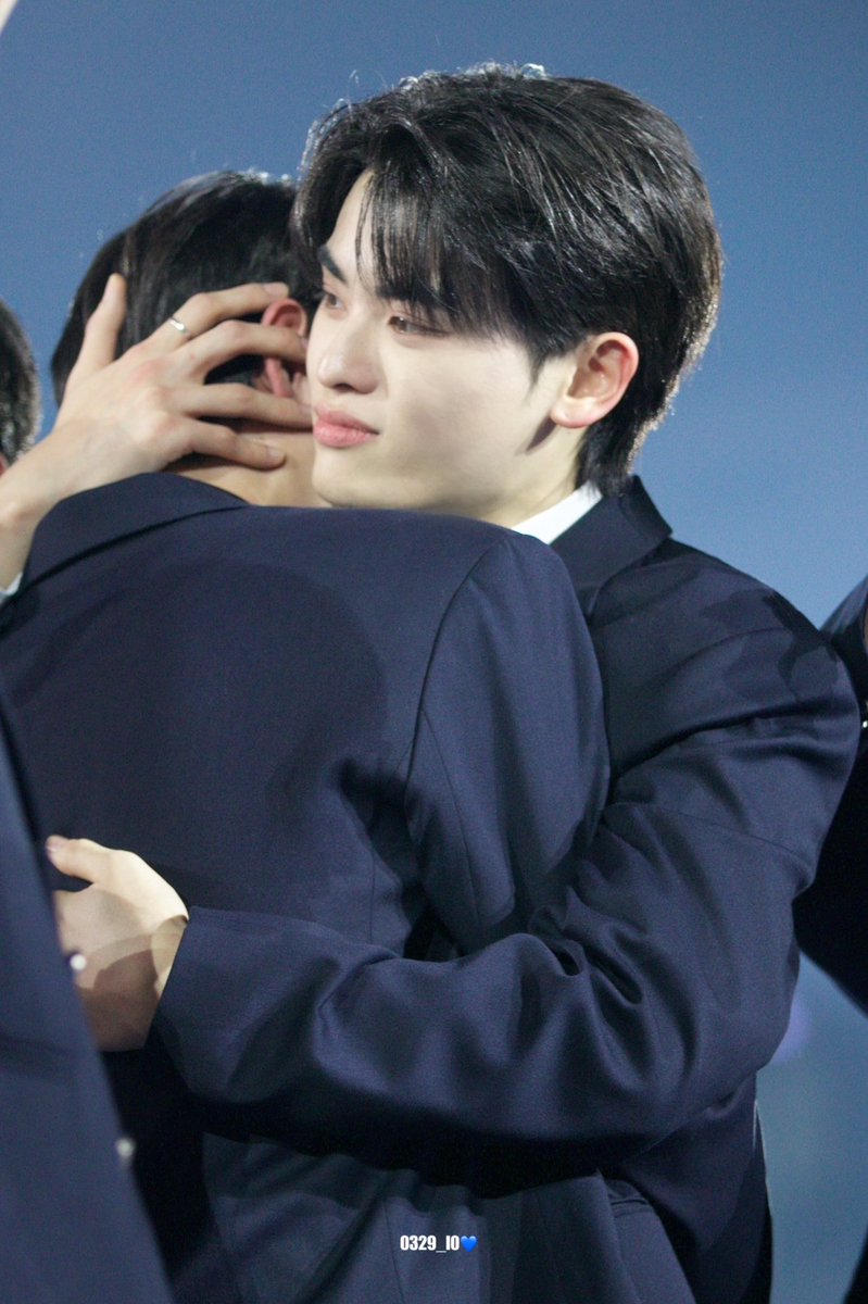 0329_l0's tweet photo. 241227 파이널 안준원 김성민
😭😭

#프로젝트7 #PROJECT7 #안준원 #AHNJUNWON #アンジュンウォン #김성민 #KIMSUNGMIN  #キムソンミン  #プジェ https://t.co/kvTYpRwNO4
