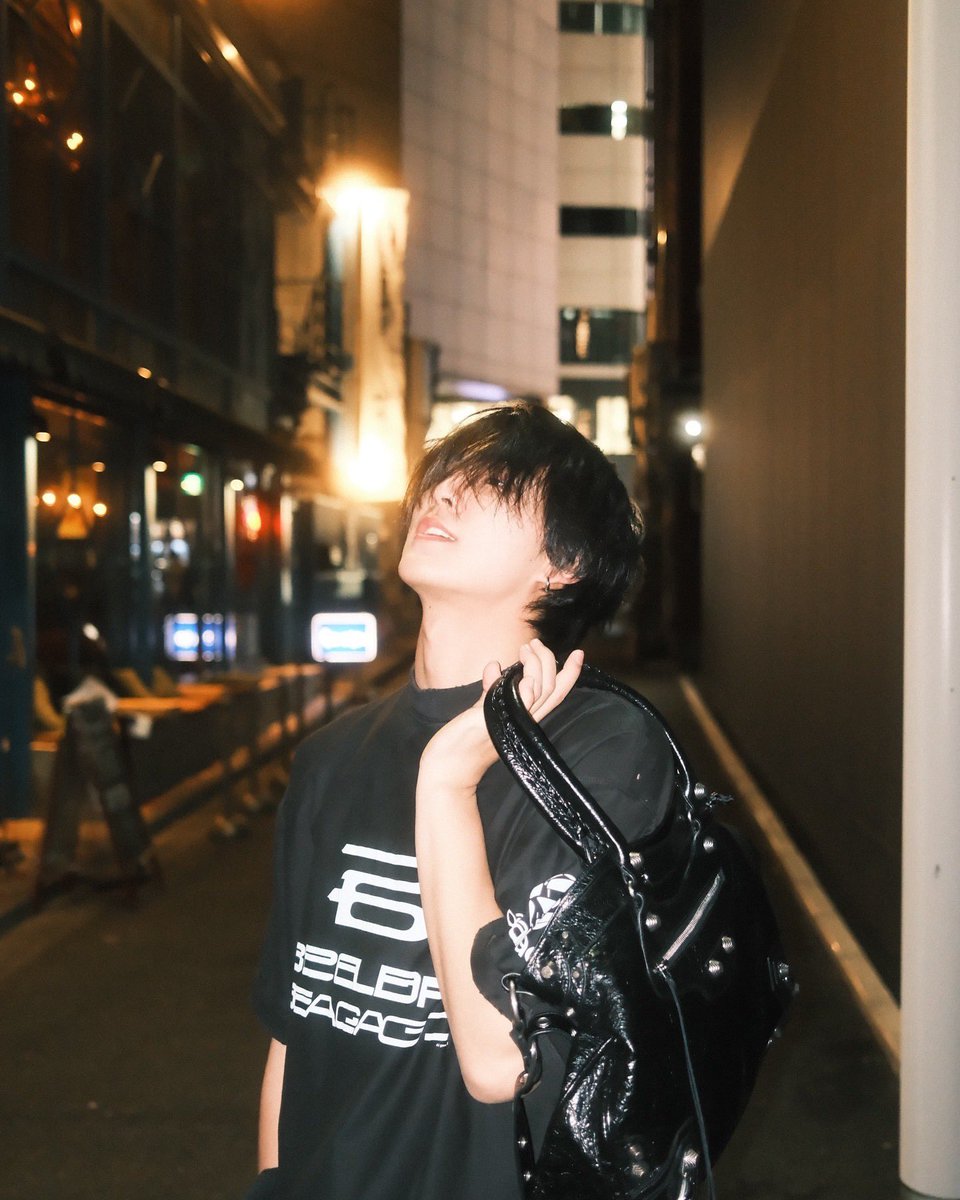 HEARTCHUstyles's tweet photo. Shibuya🇯🇵🍡
📸 : ashirakornfilm😚 https://t.co/OYmY8vqMYn
