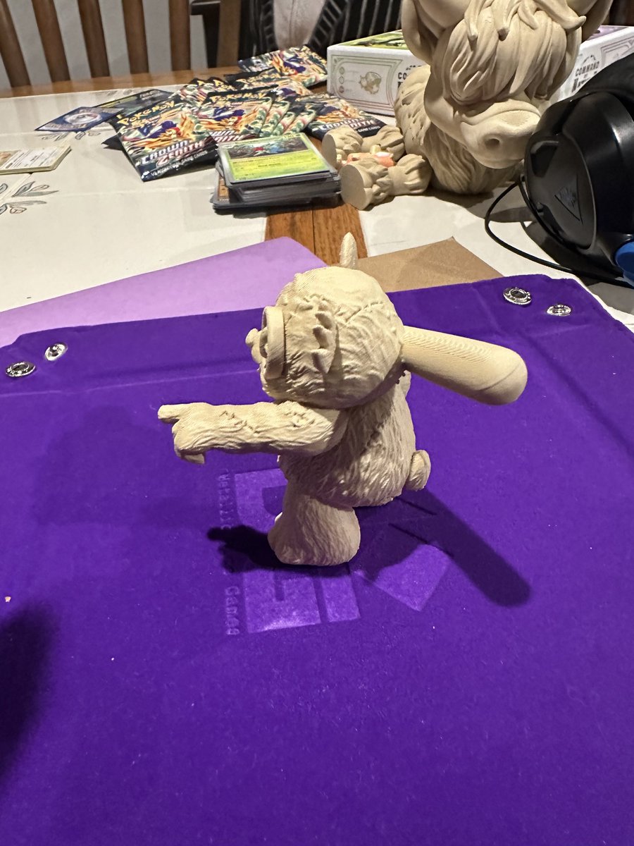 alt_world's tweet image. Good morning. Let&apos;s open the day with a preview look at the test print of the Mr. Button inaction figure, that will be part of the Kickstarter for the Let&apos;s Hunt Monstas! No.2 comic book 👍 

#miniature #mrbutton #comics #Kickstarter #letshuntmonstas #preview