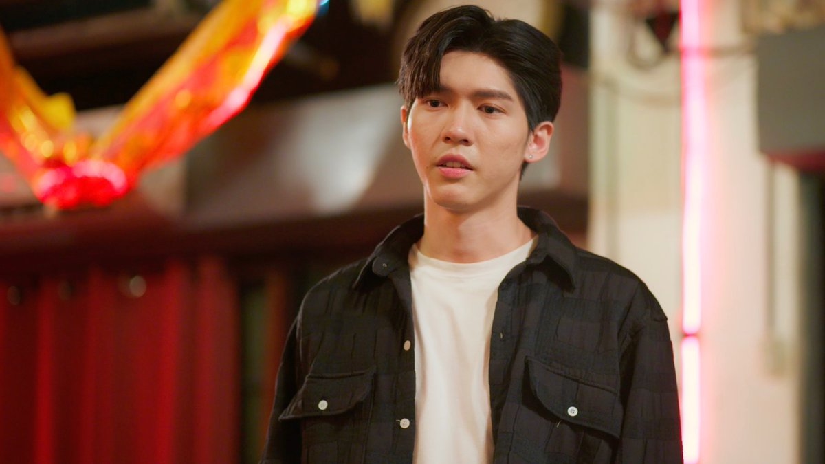 GMMTV's tweet photo. ทะเลาะกับแฟนเด็ก แฟนเด็กก็มาง้อถึงที่เลย #Perfect10LinersEP11

@tnbau1 @besevboom @pepperphanuroj @yacht_patsit https://t.co/ev0d7KvU9a