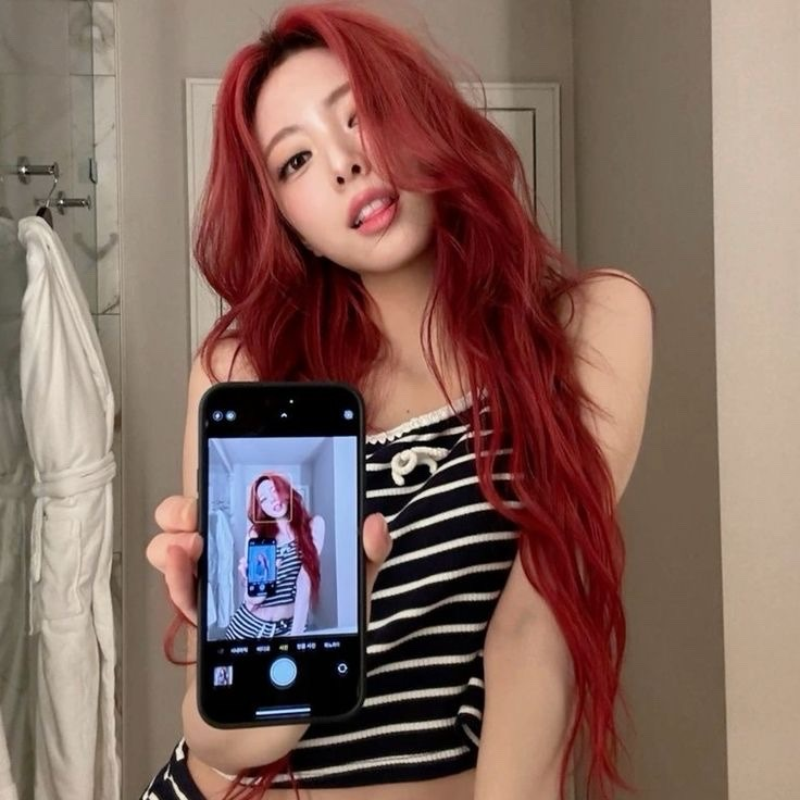 caerisel's tweet photo. restaring and looking for active moots! 🍓 ૮₍ ´ ꒳ '₎ა
★ i am aeri! but you may call me riri, or ae!
★ legal, fil/eng, any pronouns! but i usually use she/they :] 
★ #studytwt #archivetwt 
♡ / ↻ to be moots https://t.co/TOF5bhFTLT