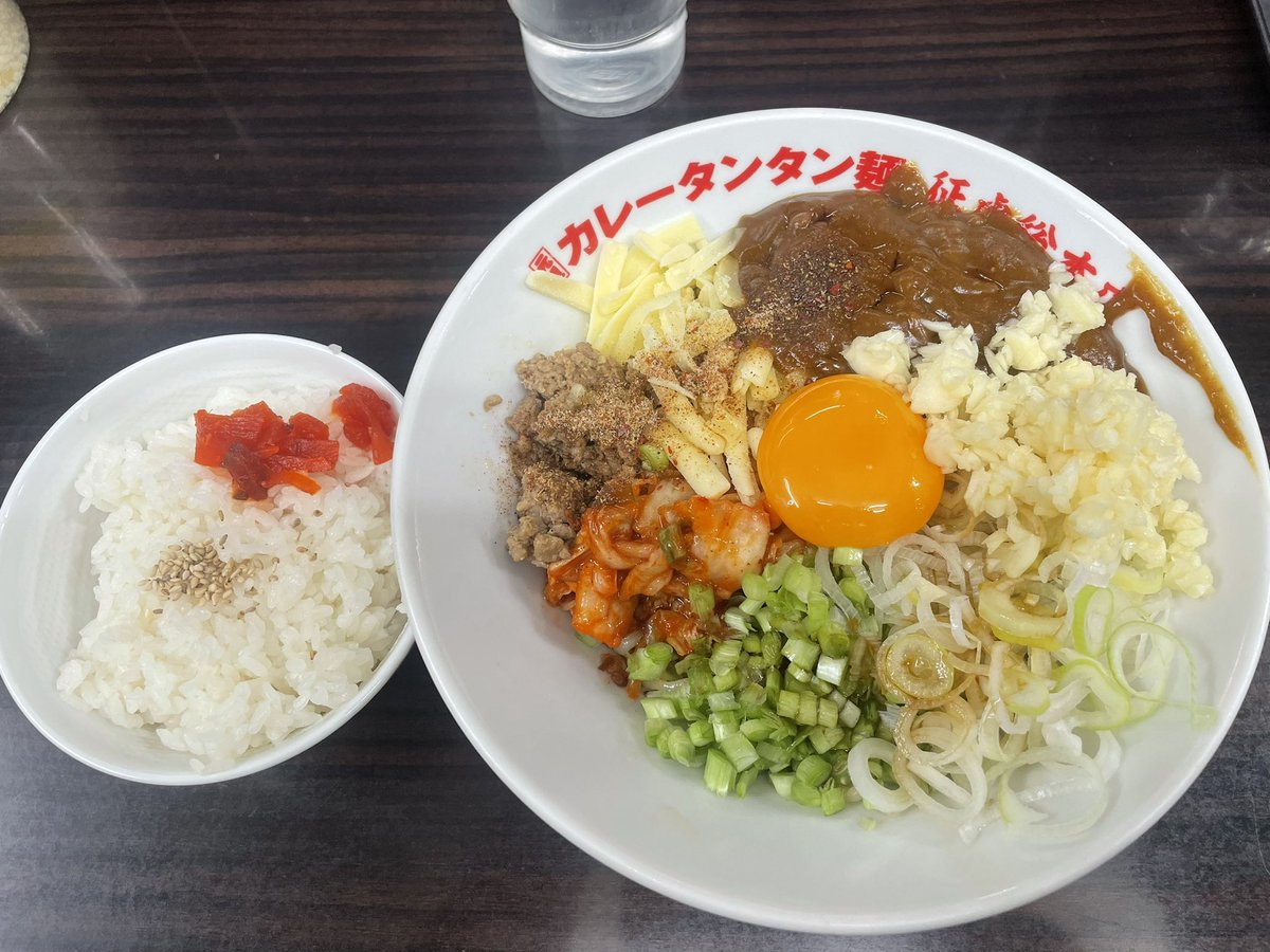 KAI0416gt's tweet photo. 大島くんと✌️
1日に摂取出来るニンニクのキャパこえてきました。 https://t.co/0jTMJnpd3L