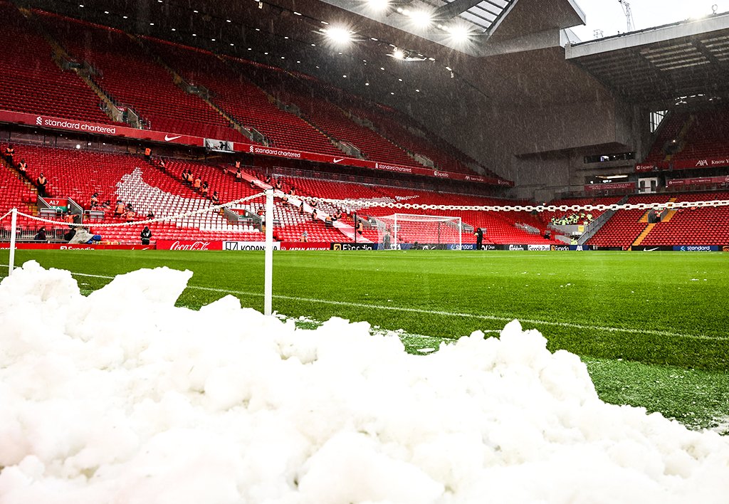 brfootball's tweet photo. Anfield views ☃️🏟️ https://t.co/qniZYeY6Hv
