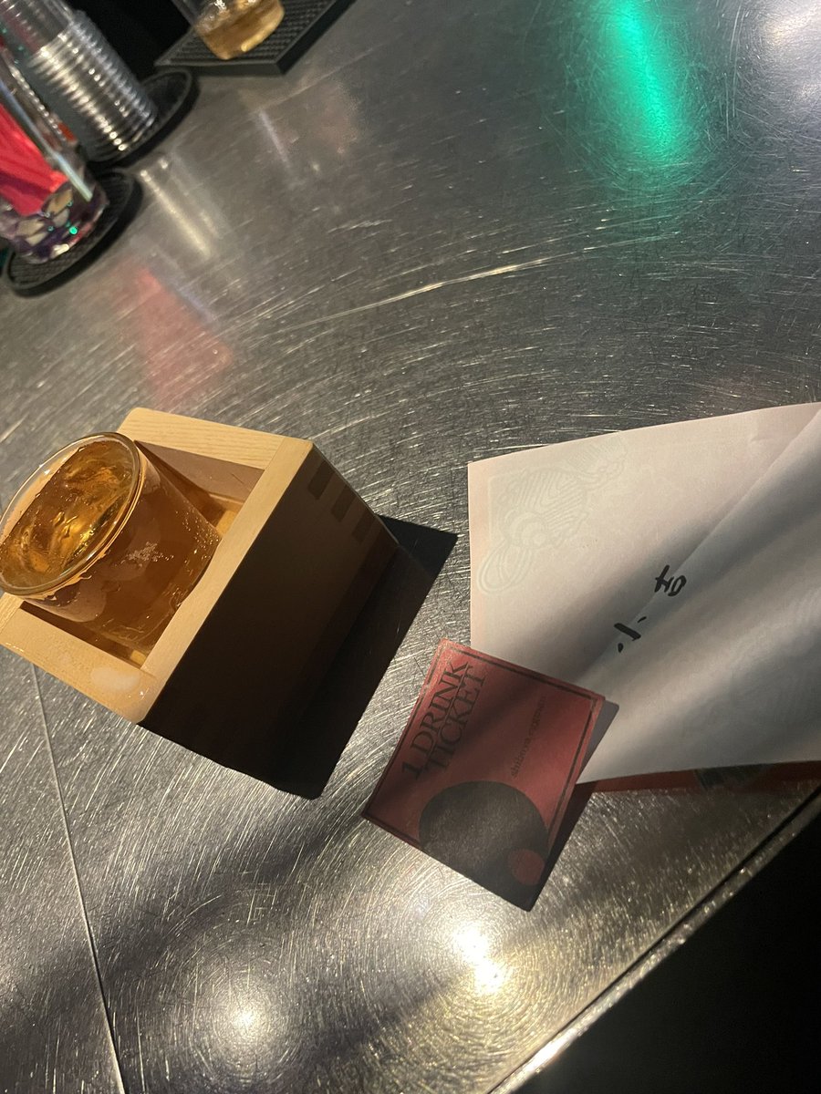 smrmto's tweet photo. 昨日はうまちょでした。枡酒おみくじ小吉でたー！ふんどしに乗って空も飛んだ。 https://t.co/Vgl4YAdYs3