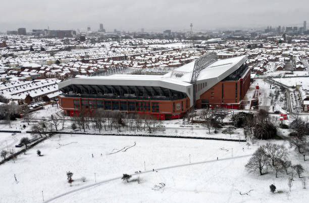 diariostores's tweet photo. Assim se encontra o Anfield, estádio do Liverpool para Liverpool e Manchester United.

Federação Inglesa confirmou que terá jogo.

📸 Paul Joyce https://t.co/DC53PTr2Mr
