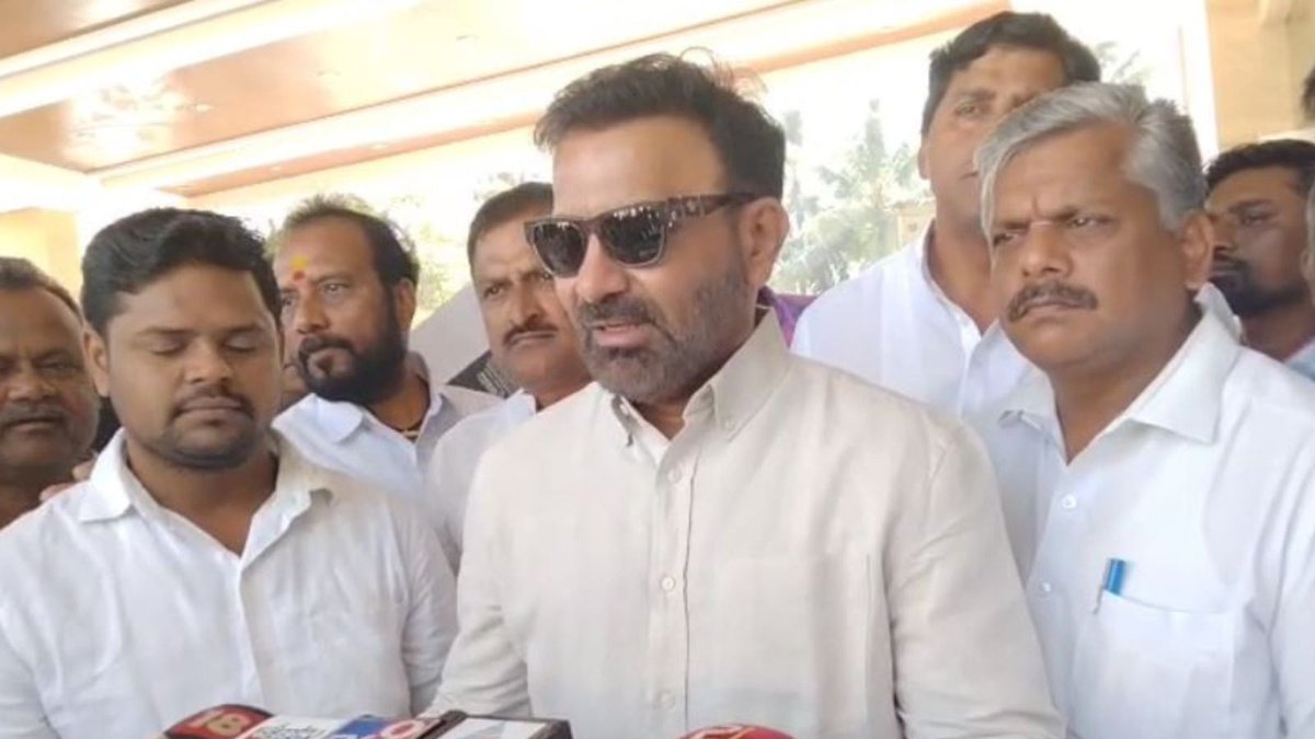 guaranteenews's tweet image. ಬಸ್ ದರ ಏರಿಕೆಗೆ ಬಿಜೆಪಿ ವಿರೋಧ: ಸಂತೋಷ ಲಾಡ್ ಕಿಡಿ | GuaranteeNews

guaranteenews.com/kannada-news-h…

#guaranteenews #hubli #BusFareHike #santhoshlad #guaranteenewskannada