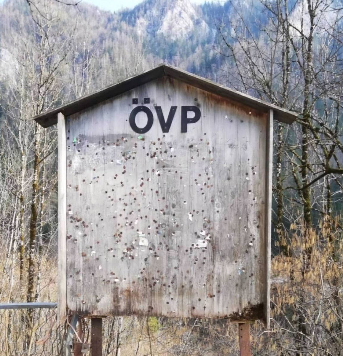 Symbolbild <a href="/volkspartei/">Volkspartei</a> seit gestern #Koalitionsverhandlungen