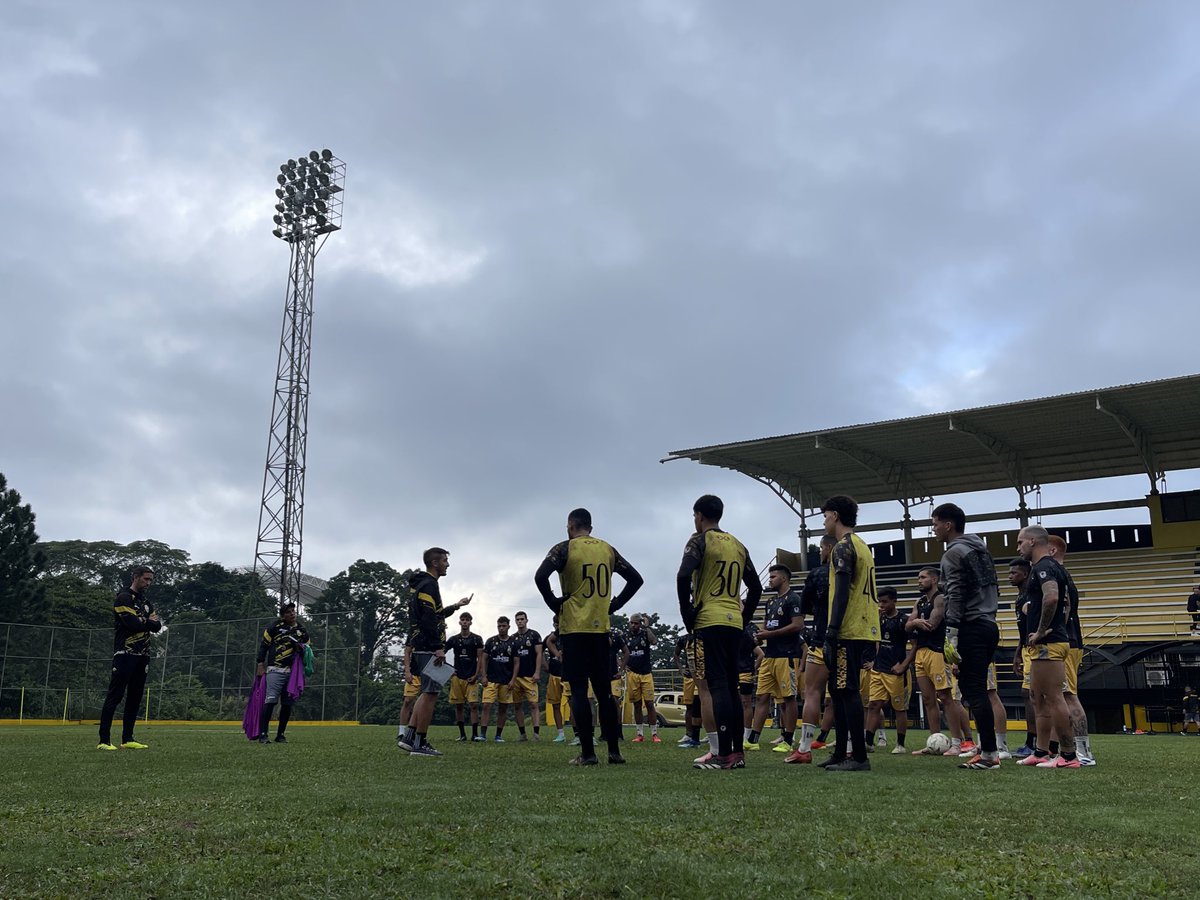 DvoTachira's tweet photo. ✅ Primera práctica del domingo 🔥

#VamosTáchira 💛🖤 https://t.co/BY0Dufo0xZ