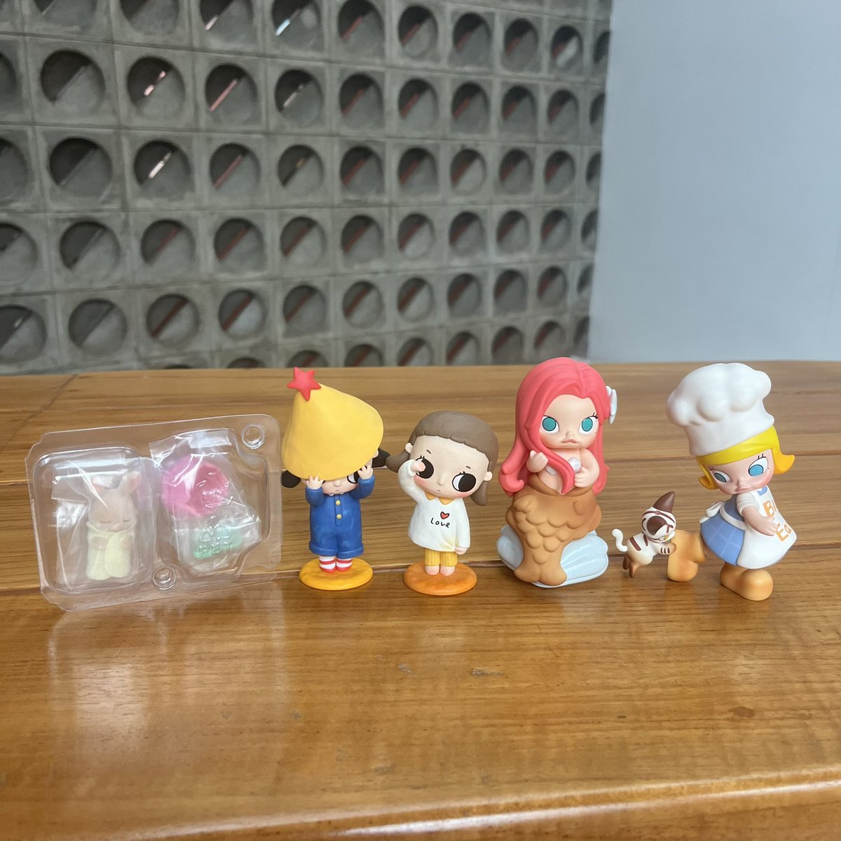 Wts or wtt

Want: nyota kitten hug, warm sunlight, brave together, our secret

> nyota unknown road (ada 2 pcs)
> molly taiyaki princess
> molly yummy bread shoes
> sylvanian kuji mouse secret

If u want to buy 👇
🍊 id.shp.ee/C7YvazH