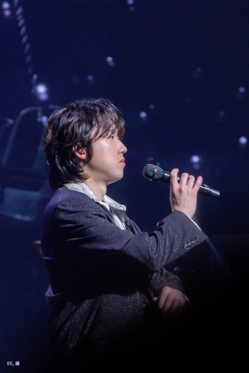 beyeonpic's tweet photo. 241229 #포레스텔라 #강형호
#Forestella #The_Illusionist

우리의 꿈은 아직은 멀다 해도
긴 밤이 찾아와도
매일 숨 쉬고 버티며 내일을 기대하며 살아가 https://t.co/vF2tfIS50f
