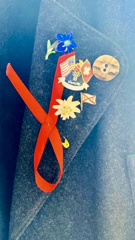PozOverFifty's tweet photo. @MagicJohnson Thank you Magic, for showing the world we can, if lucky, overcome HIV/AIDS (42 yrs POZ &amp; counting here), NOW in need of changing handle to #PozOverSixty!. “Look how far we’ve come, but there’s more to be done - Take us forward, Magic!” @mhgaedeke @EMRPGfoundation @HelveticLA https://t.co/4aa3foQ3xA