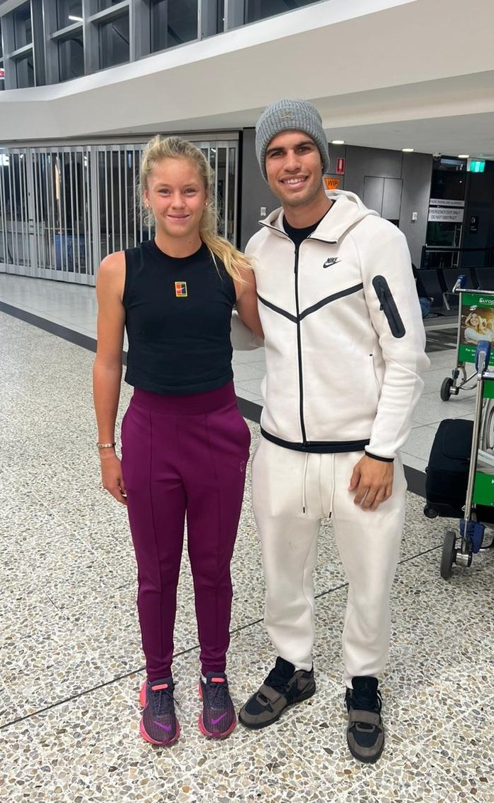 Ksenia Efremova tweet media