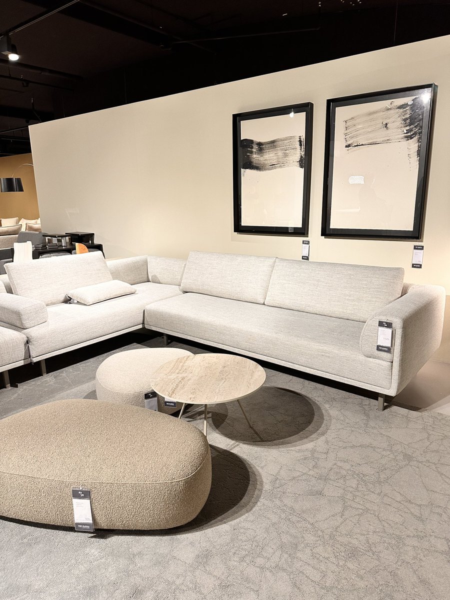 Toob_Alers's tweet photo. Rondje “Woonmall Alexandrium” gemaakt. Samen woonwinkelen zo op de zondagmiddag.

➡️ Niet overdreven druk #interieur #designonstock https://t.co/JNNjuI91u9