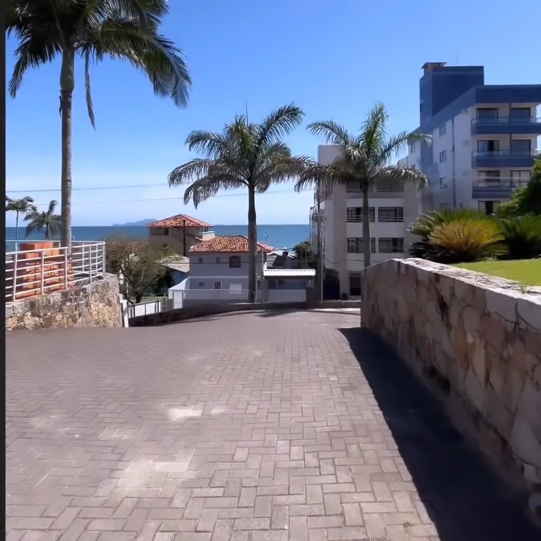 colossalmeiraz's tweet image. Pertinho de casa... #PraiaDosIngleses #Florianópolis #Floripa #SantaCatarina #SEPFLORIPA @Palmeiras 
Se habla mucho por aca tambien boludo!😁
Bom Domingo para todos vocês meus amores💚
#AvantiPalestra e segue o periquito🦜 para mais...