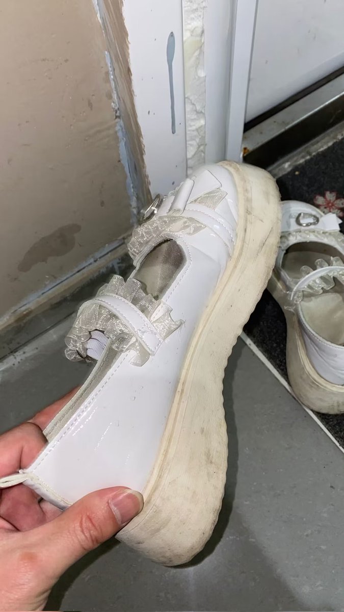 #扫楼打胶 #lo鞋 这lo鞋痕迹不知道咋穿出来的