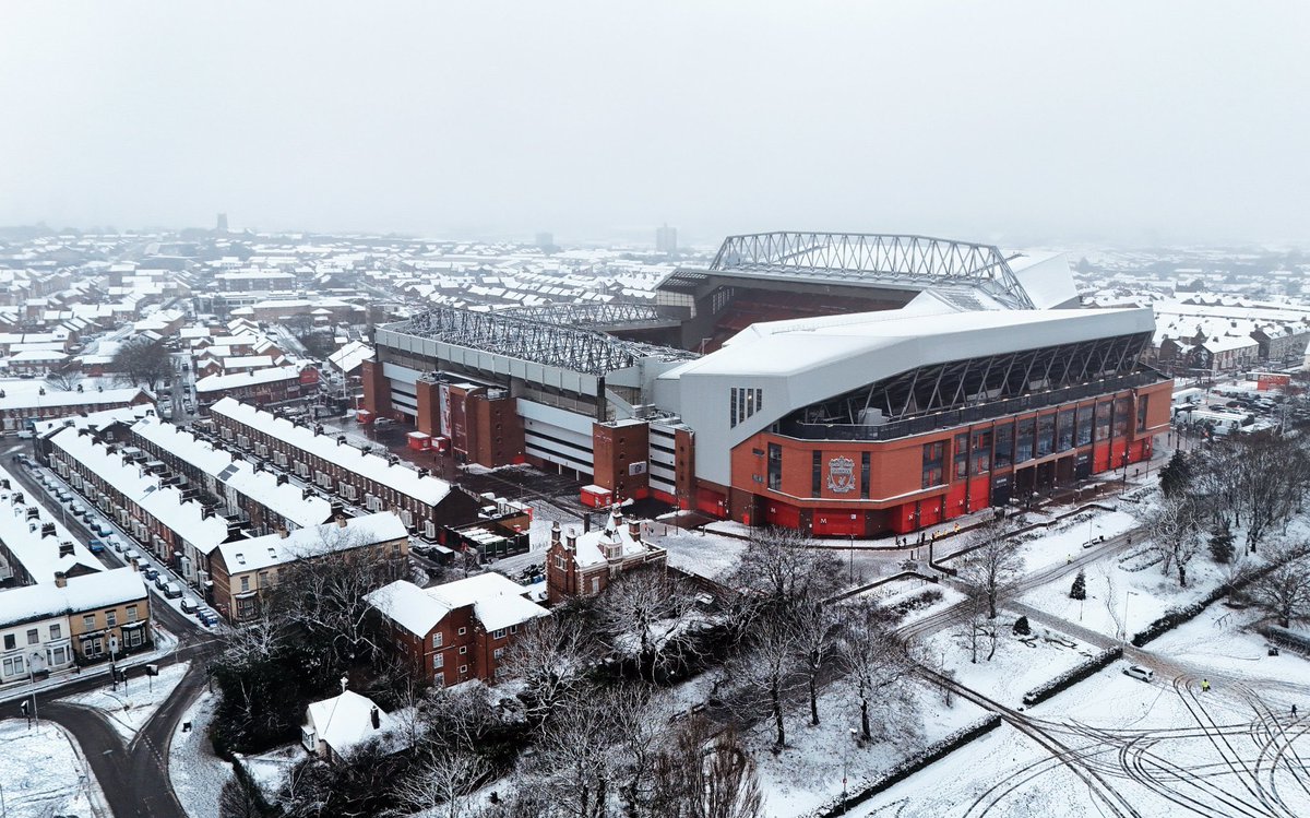 adilambitious's tweet image. All is set and Confirmed. 
Liverpool vs Manchester United. 
TIME 19:30hrs.
#LiveCommentary 
#vegaradioug.com
#ambitiousupdates 
@VegaRadioTV