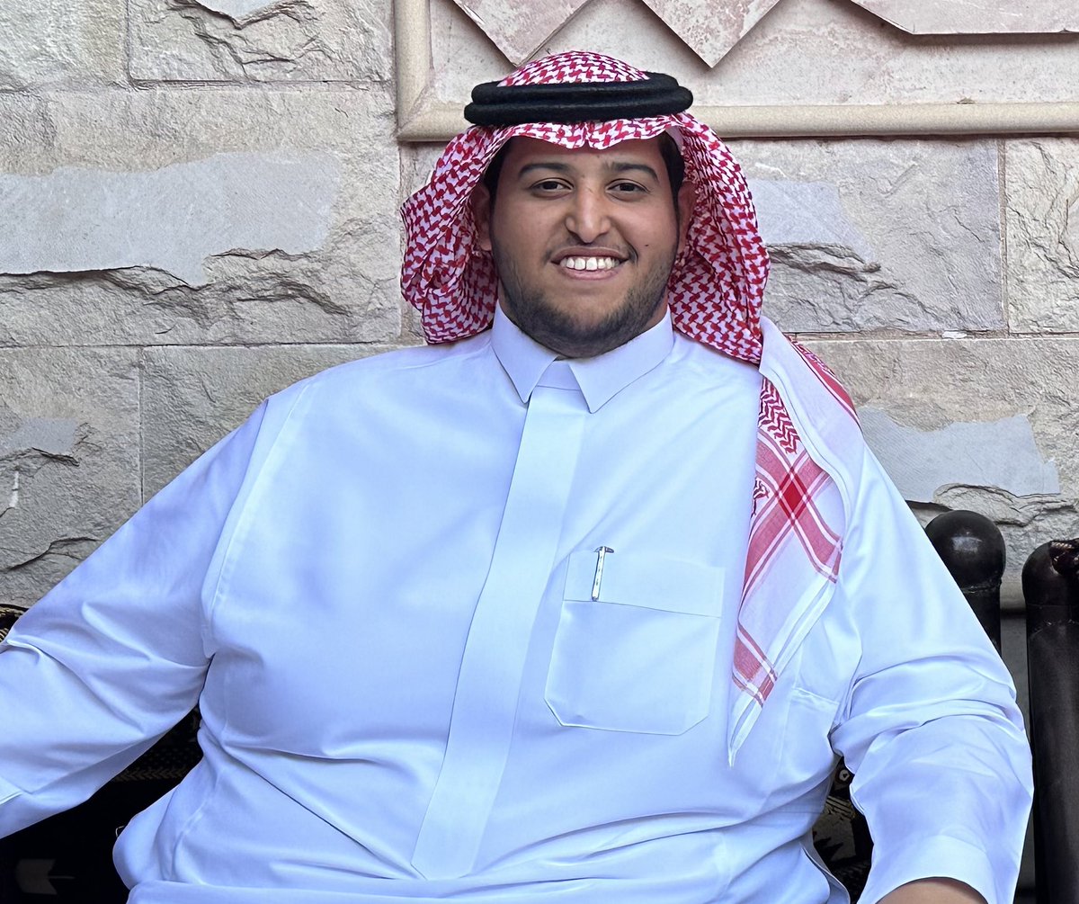 2025 . 1 . 5 

{وَمِنْ آيَاتِهِ أَنْ خَلَقَ لَكُم مِّنْ أَنفُسِكُمْ أَزْوَاجًا}

الحمدلله الذي بنعمته تتم الصالحات 💍
تم بحمدالله " عقد قراني " على من اختارها الله  
لتكون لي عونًا و سنداً و رفيقتاً و شريكتاً و سكنًا ..🩵

واللهم اجعلها لي كما أُحب و اجعلني لها كما تُحب