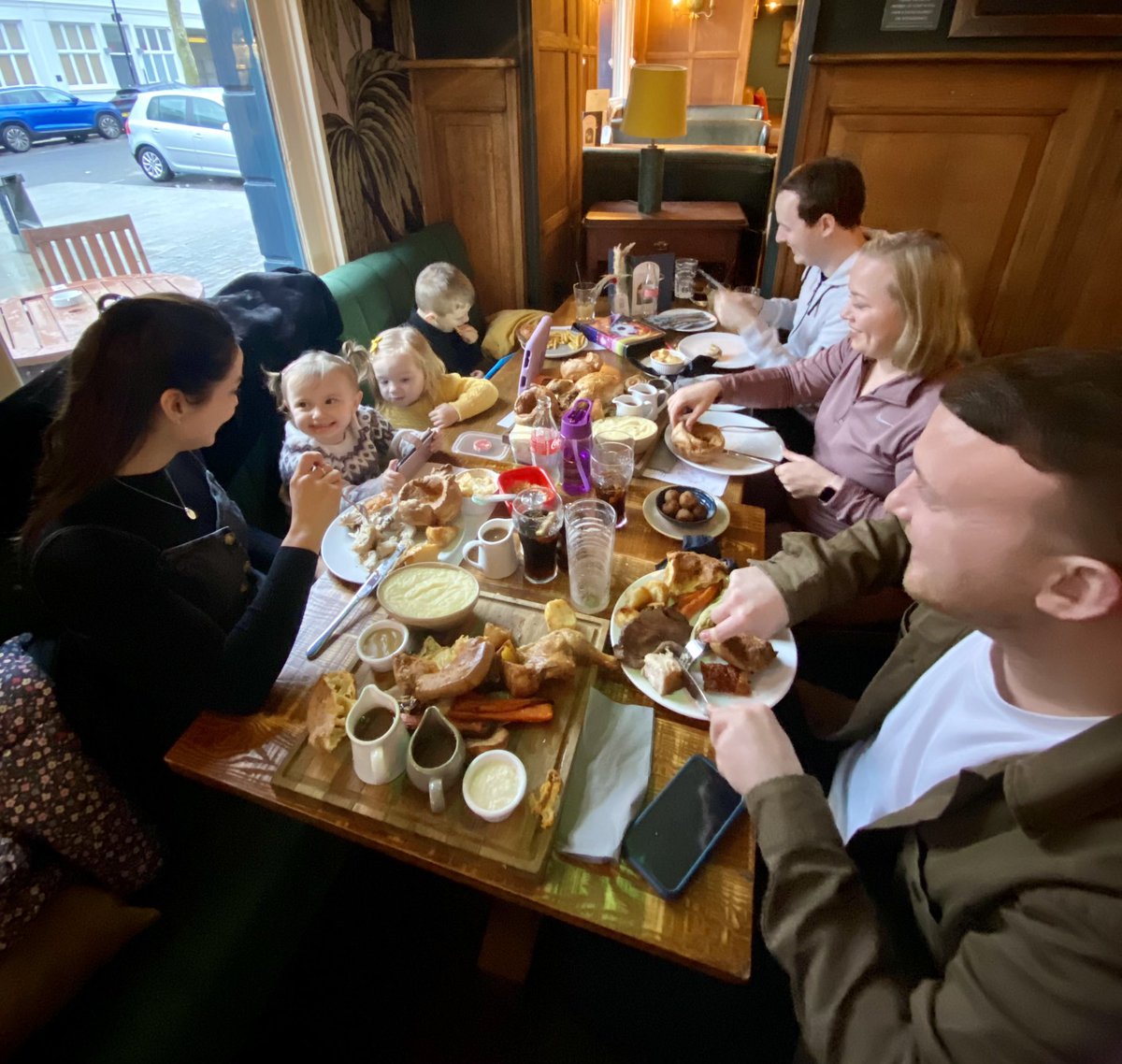 Sundays at the pub… Calming and delicious, the perfect family day out! 🥰

#sundayfunday #sundayroast #youngspubs #familytime