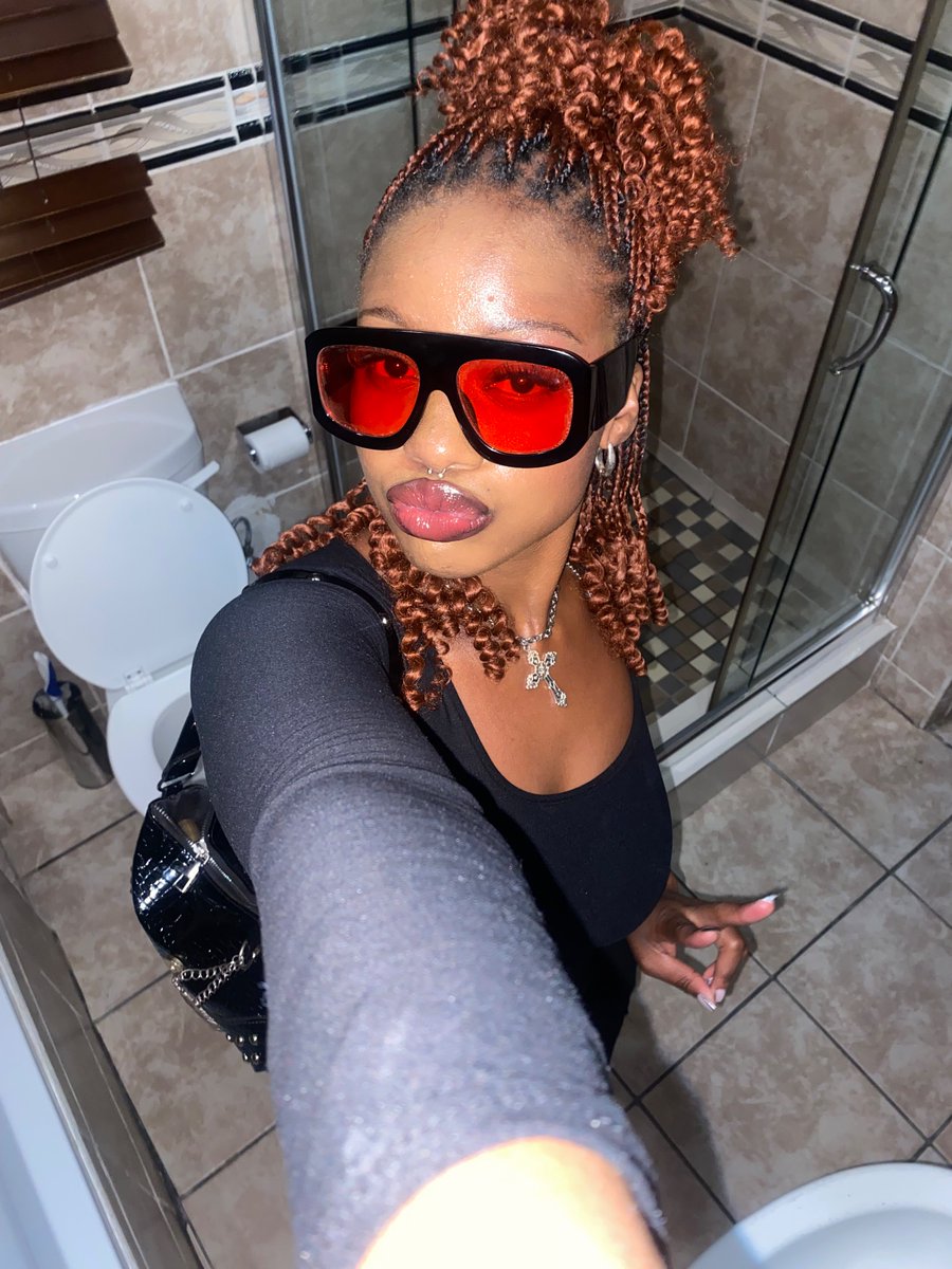acheidk's tweet photo. Also guys I just released my song🤭
Link in bio ✨
Would really appreciate it if you gave it a listen ❤️ https://t.co/p1hGX9P0pJ