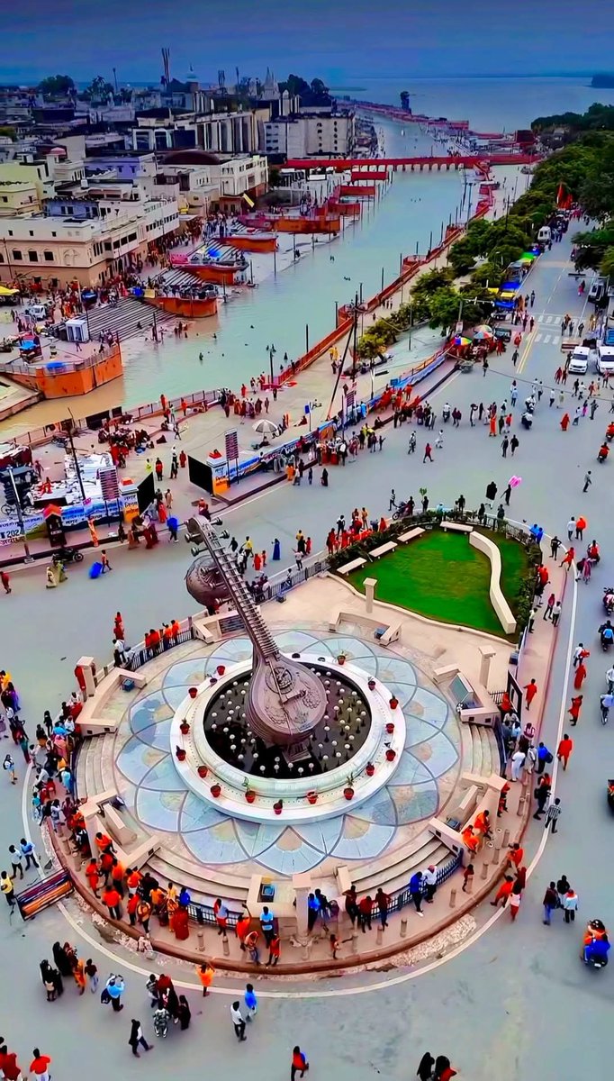 LucknowManoj's tweet photo. अयोध्या में लता मंगेशकर चौक

#Latamangeshkar #Chowk #Ayodhya https://t.co/uiMjAni9lX