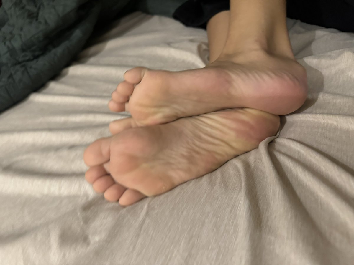 a_sscott's tweet photo. https://t.co/t6AIvRZ6Eg
#feetpics #whitetoes #redtoes come follow me for some more feet content🫶🏼👣😚 https://t.co/5gKpbwjSgZ