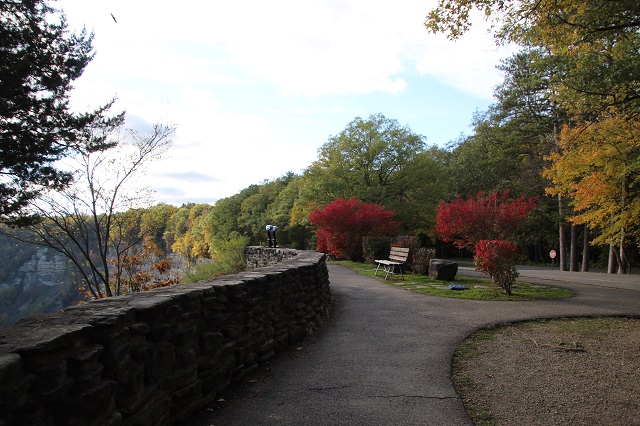 TravelGumbo's tweet photo. #TravelGumbo #FeaturedBlog by @GoldenAgeTravel

Letchworth State Park—Grand Canyon of the East

TravelGumbo
By Travelers, for Travelers

https://t.co/4iyixh9Lpd https://t.co/pAMuCf9pcT