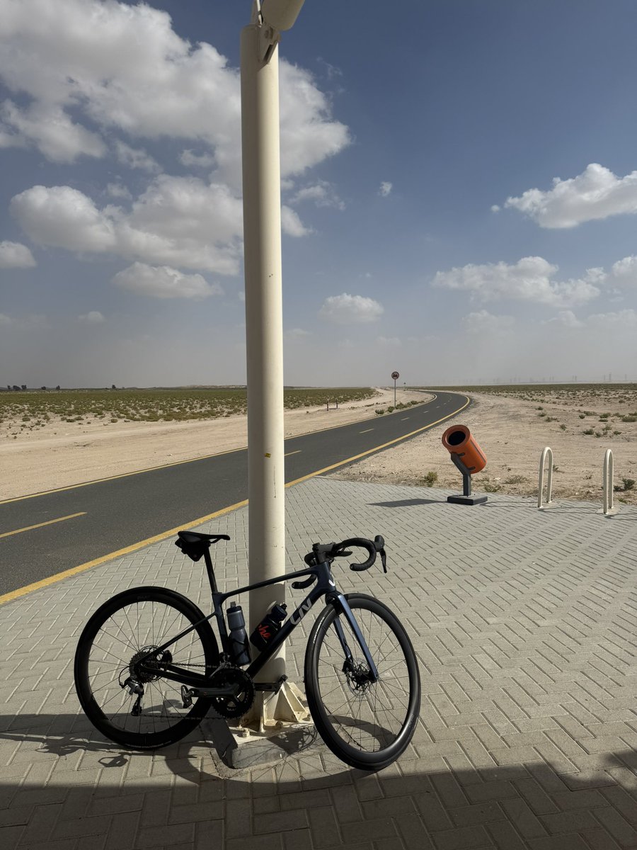 Christmas &amp; New Year… winter sun, engagement celebrations and desert bike rides 🇬🇧🇦🇪